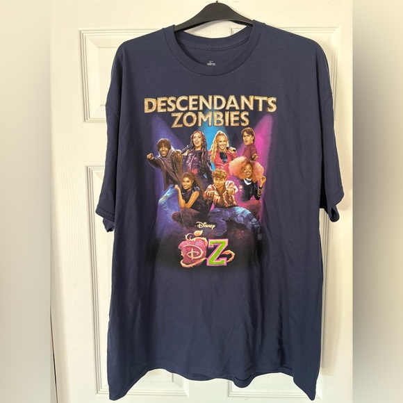 Disney Descendants Zombies Blue T-Shirt - Picture 1 of 2